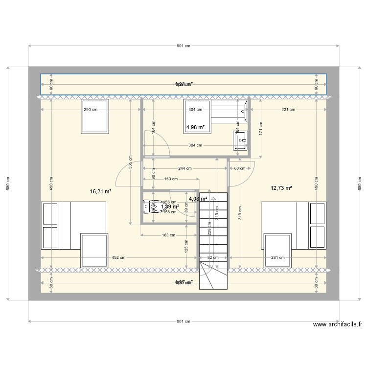 Charles étage Noyon. Plan de 7 pièces et 49 m2