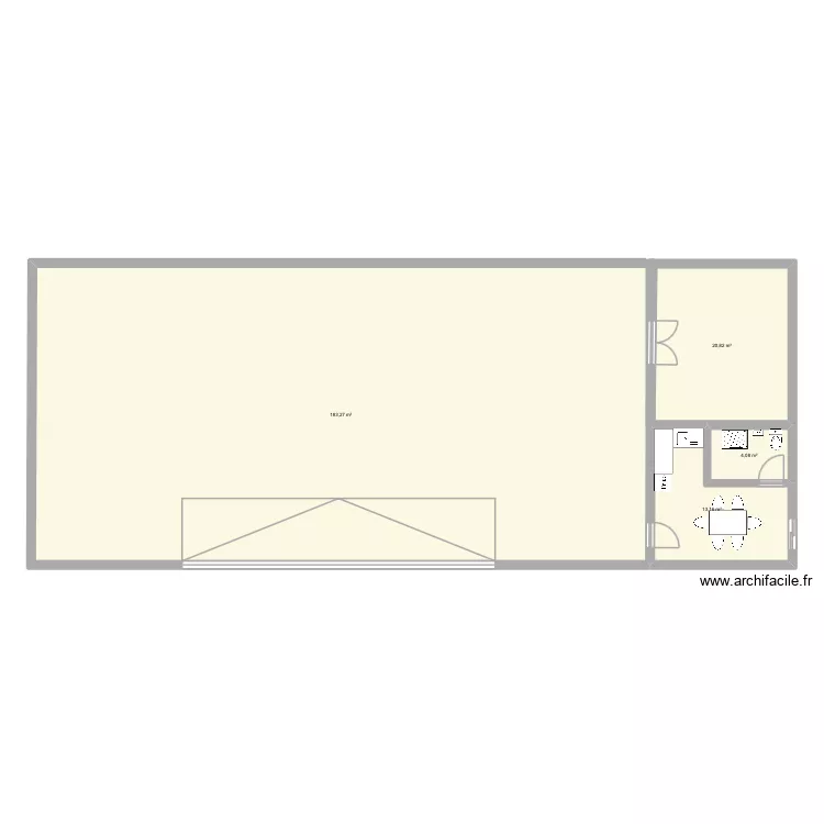 Hangar 1. Plan de 4  et 221 m²