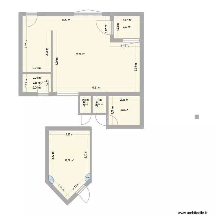 Fergent. Plan de 7  et 63 m²