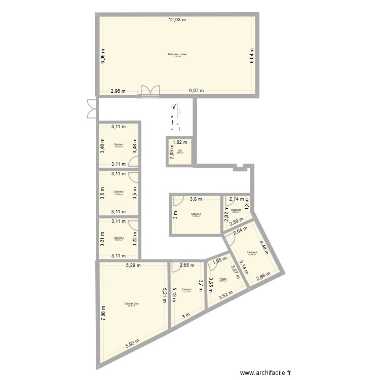 La proue. Plan de 11 pièces et 192 m2