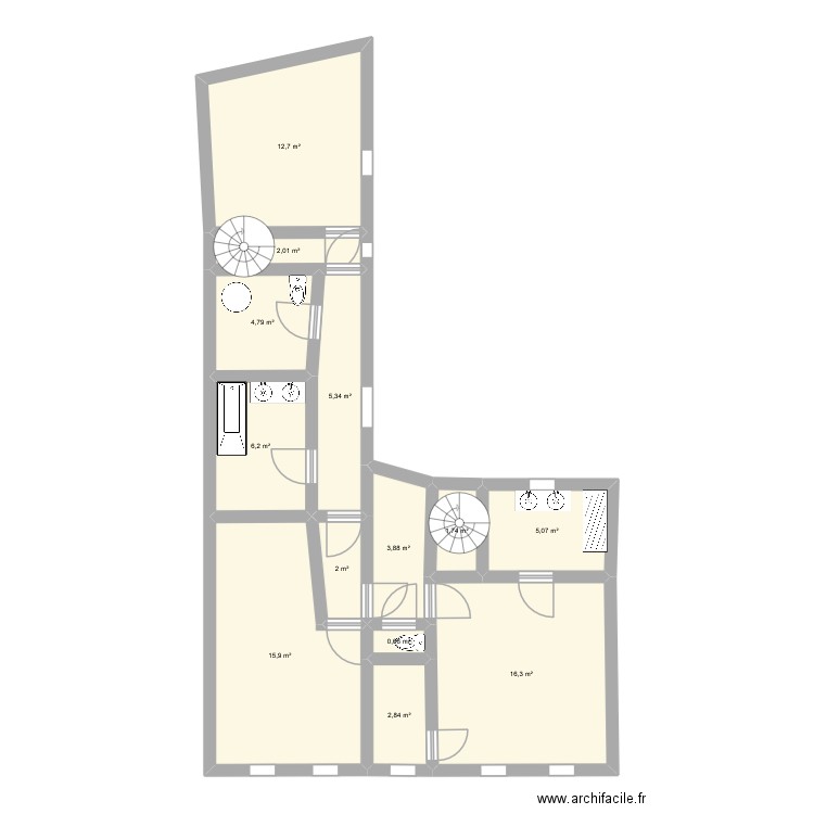 Maule étage. Plan de 13 pièces et 79 m2
