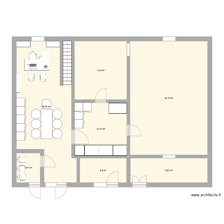 Voie Saint Georges. Plan de 7 pièces et 127 m2