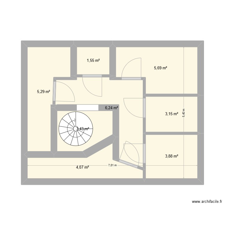 Cave bosquet. Plan de 8 pièces et 33 m2