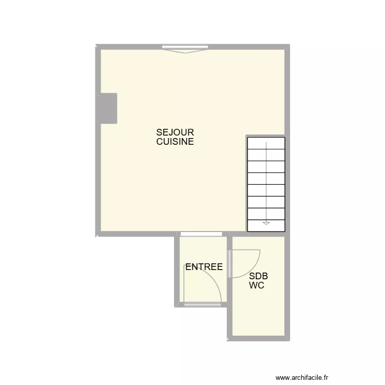 LUNEL 2 EME RDC. Plan de 5  et 19 m²