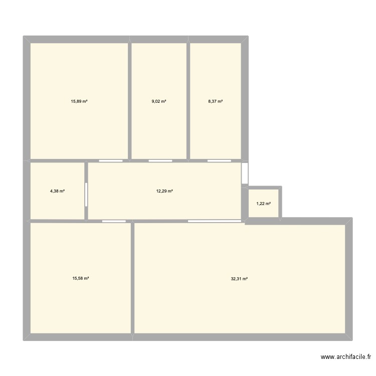 Sanary. Plan de 8 pièces et 99 m2