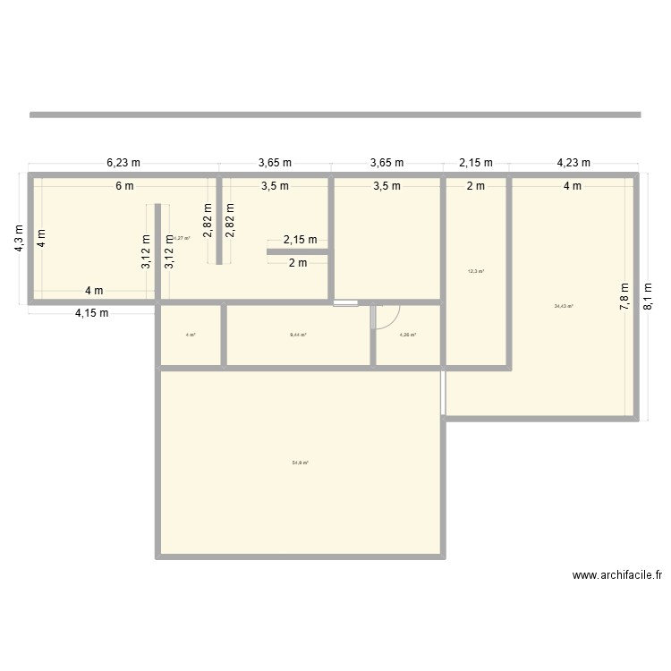 maison teste. Plan de 7 pièces et 157 m2