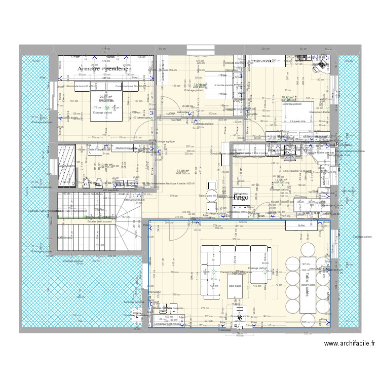 maison pour Giovanni. Plan de 9 pièces et 209 m2