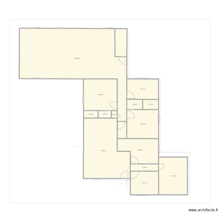 Maison St Gely vide. Plan de 14 pièces et 157 m2