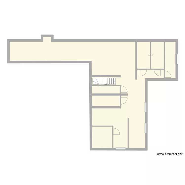 cave. Plan de 2  et 119 m²