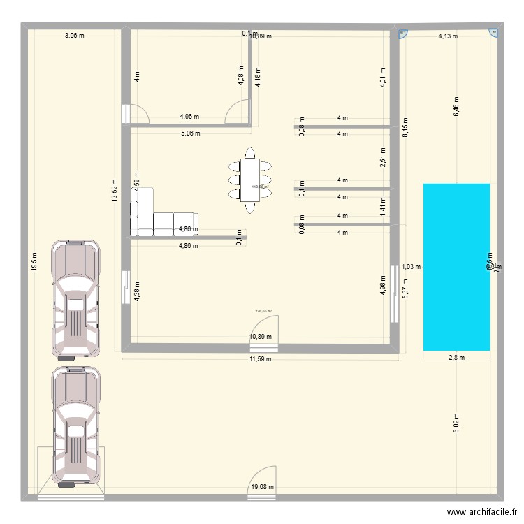 RDC. Plan de 2 pièces et 368 m2