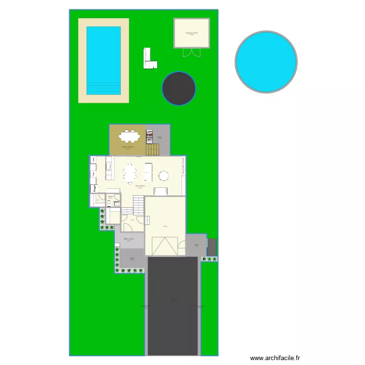 828 Madrigal extérieur mars 2021 piscine creusée. Plan de 828 Madrigal extérieur mars 2021 piscine creusée. Plan de
