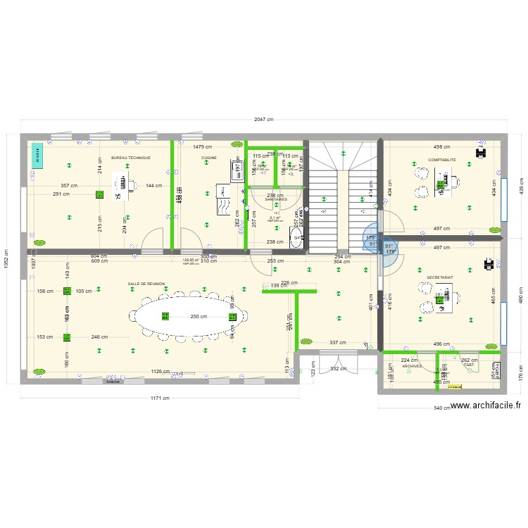 bureaux rdc. Plan de 7 pièces et 189 m2