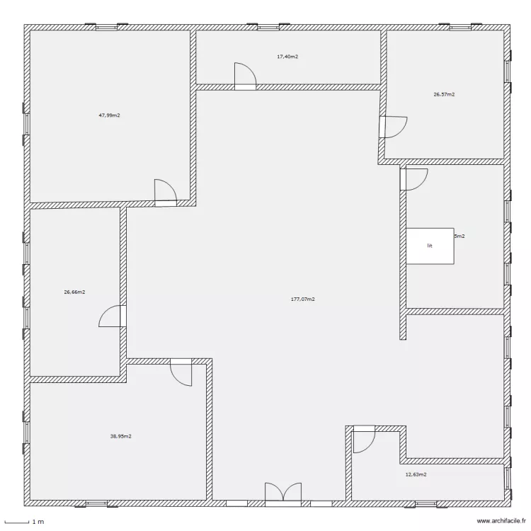 grande maison. Plan de grande maison. Plan de