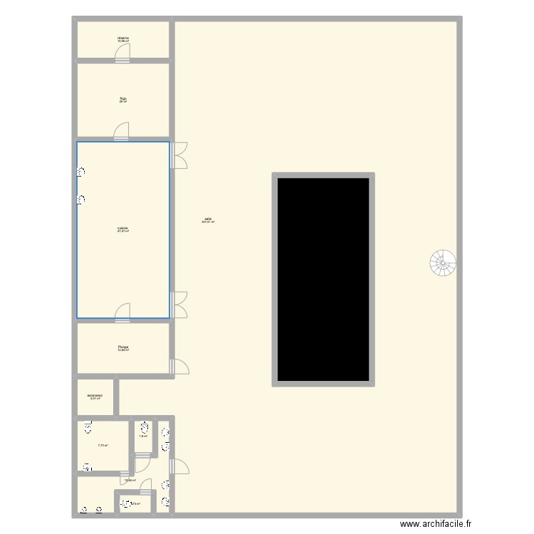 restaurant . Plan de 11 pièces et 583 m2