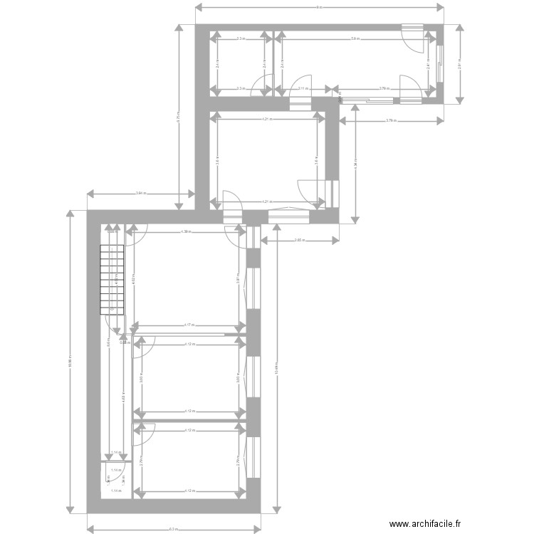 Roissac rdc. Plan de 7 pièces et 87 m2