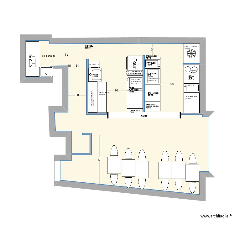 loka nice salle 2. Plan de 1 pièce et 39 m2