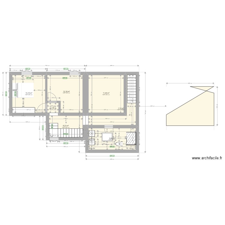 Saumur 2bis. Plan de 16 pièces et 170 m2