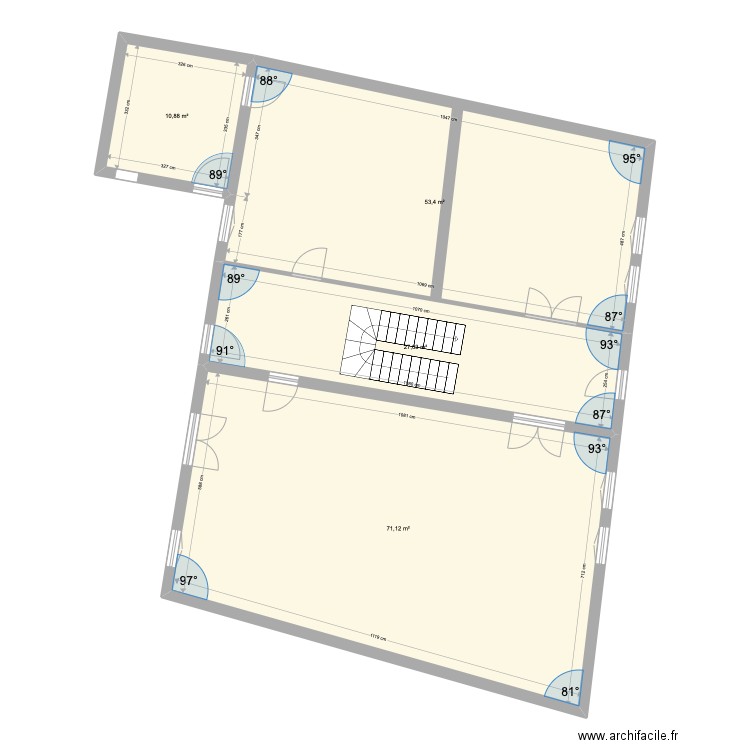 Salornay. Plan de 4 pièces et 163 m2