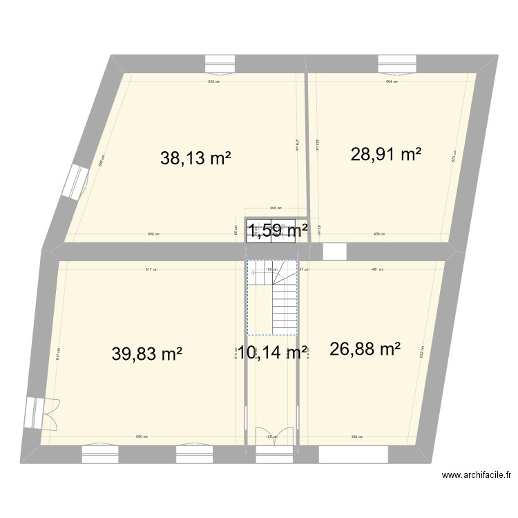 Montfort sur Meu. Plan de 20 pièces et 447 m2