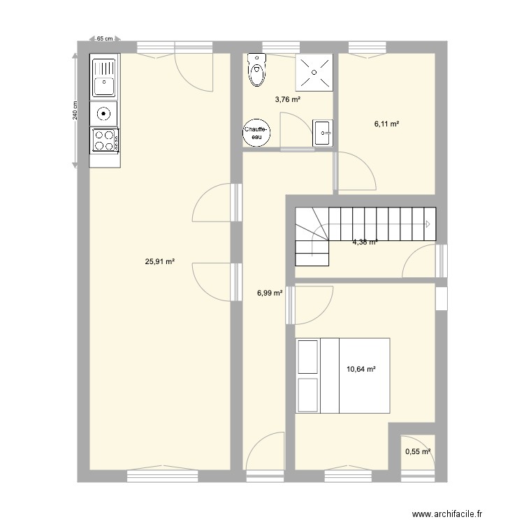 RDC. Plan de 7 pièces et 58 m2