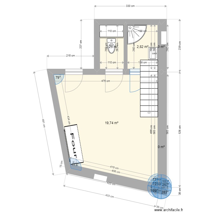 Appart 4 au 1er étage. Plan de 6 pièces et 25 m2