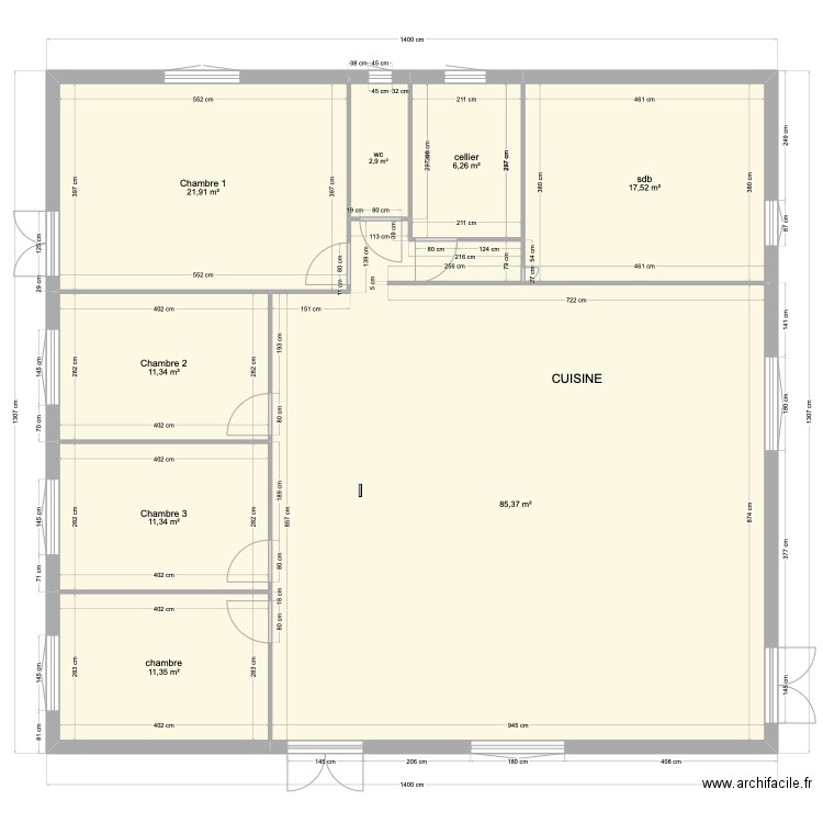 plan carre 12X12. Plan de 8 pièces et 168 m2