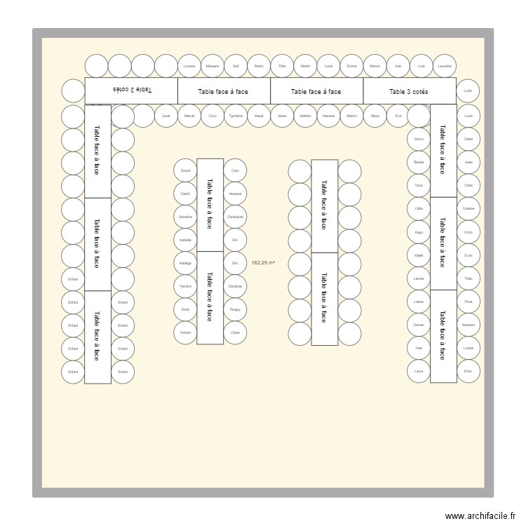 20 ans. Plan de 1 pièce et 182 m2