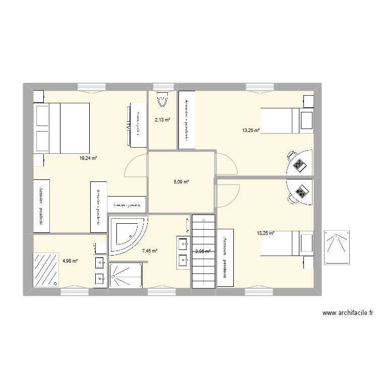 étage. Plan de 8 pièces et 67 m2