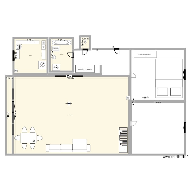 T3 gaught. Plan de 6 pièces et 334 m2