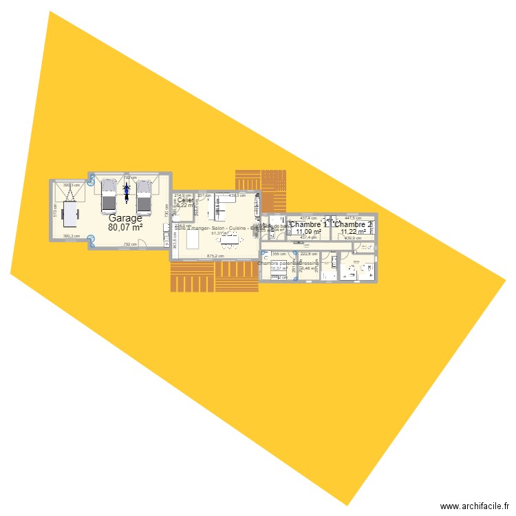 Projet 2.1. Plan de 13 pièces et 207 m2