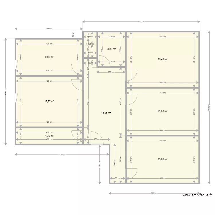 niepce base. Plan de 9  et 94 m²
