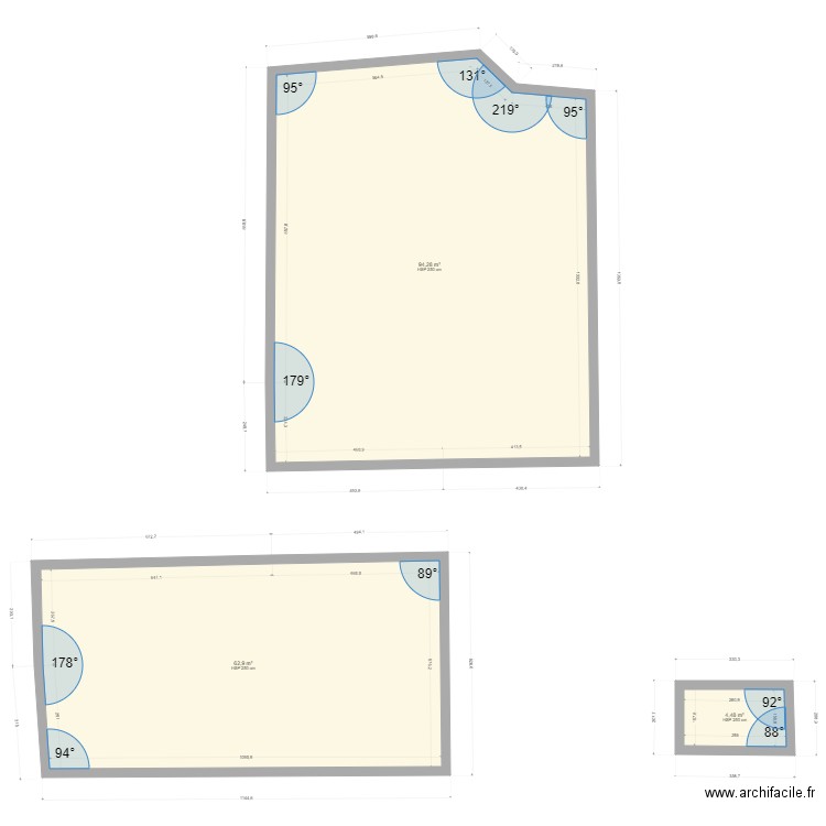 Plan de masse. Plan de 3 pièces et 162 m2