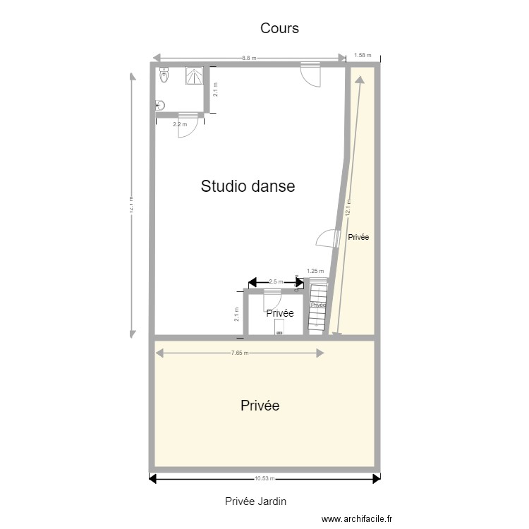 studio de danse avec privée. Plan de 0 pièce et 0 m2