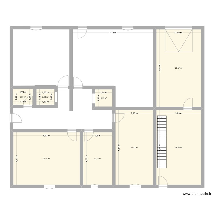 Maison Pamam. Plan de 8 pièces et 123 m2
