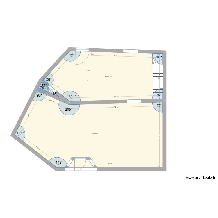 Magasin AVANT et  ARRIERE. Plan de 3 pièces et 90 m2