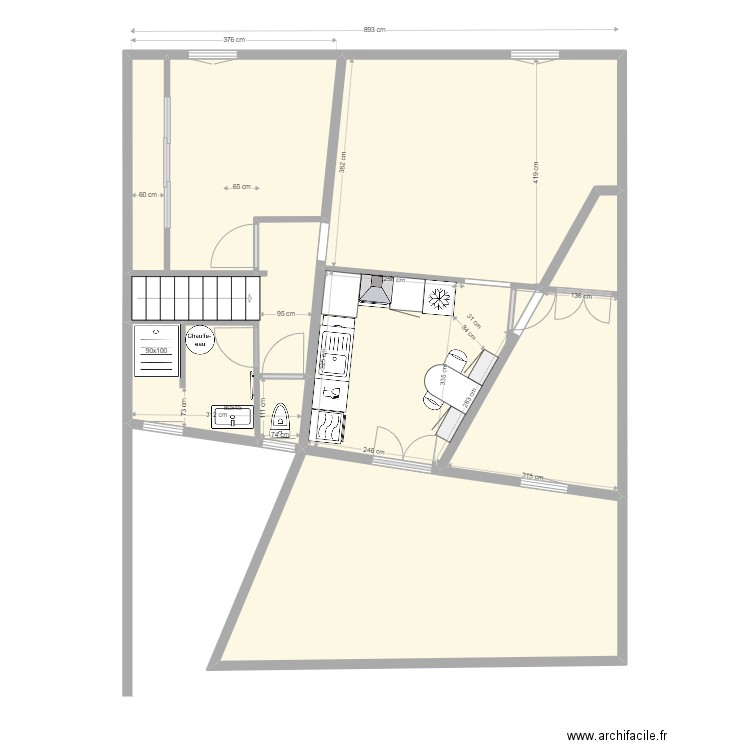 boetie haut cuisine angle. Plan de 8 pièces et 84 m2