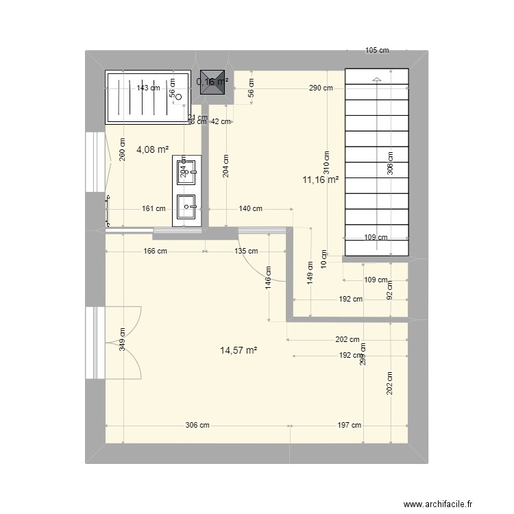 etage. Plan de 4 pièces et 30 m2