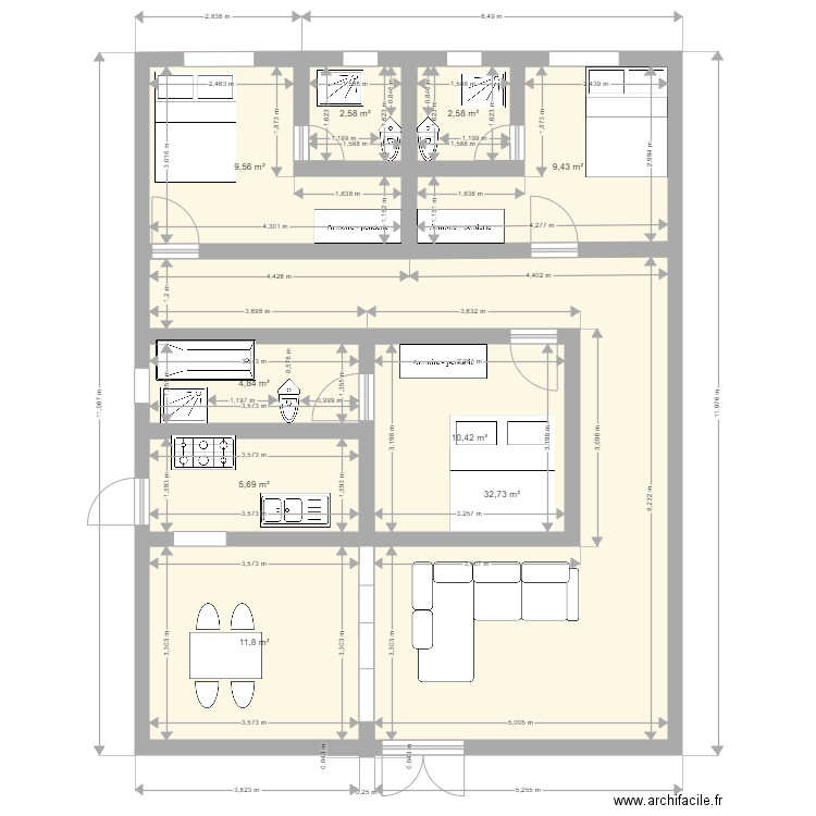 hyy. Plan de 9 pièces et 90 m2