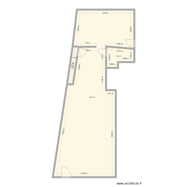 opuscule coté. Plan de 3 pièces et 92 m2