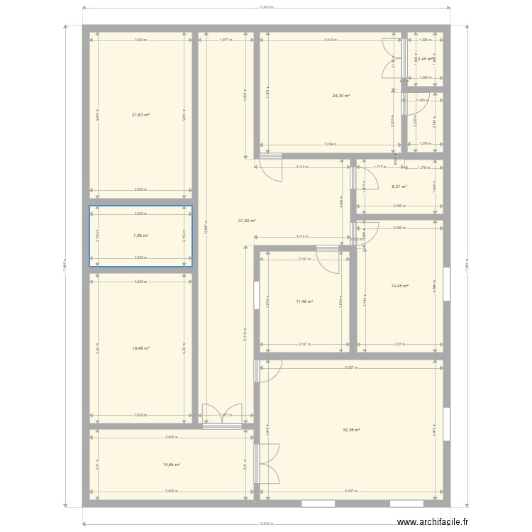 Maison Miri Jamil. Plan de 11 pièces et 193 m2