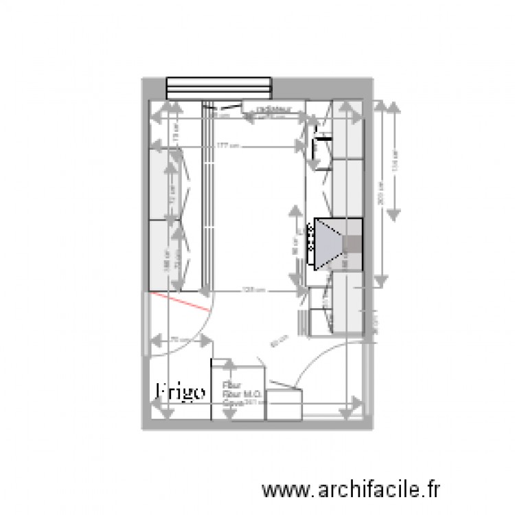 cuisine 4 meubles haut_. Plan de 1 pièce et 9 m2