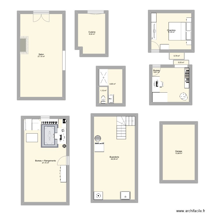 Maison pièces scindées. Plan de 11 pièces et 131 m2