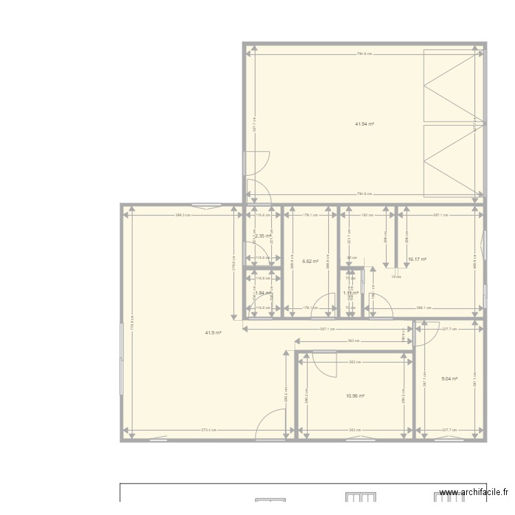 Plan Y. Plan de 9 pièces et 132 m2