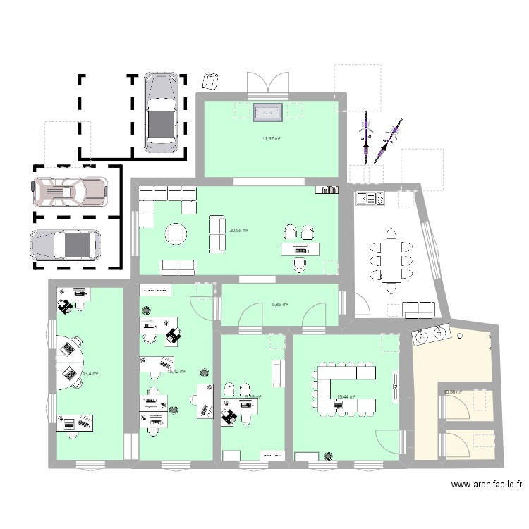 Bureau. Plan de 8 pièces et 102 m2