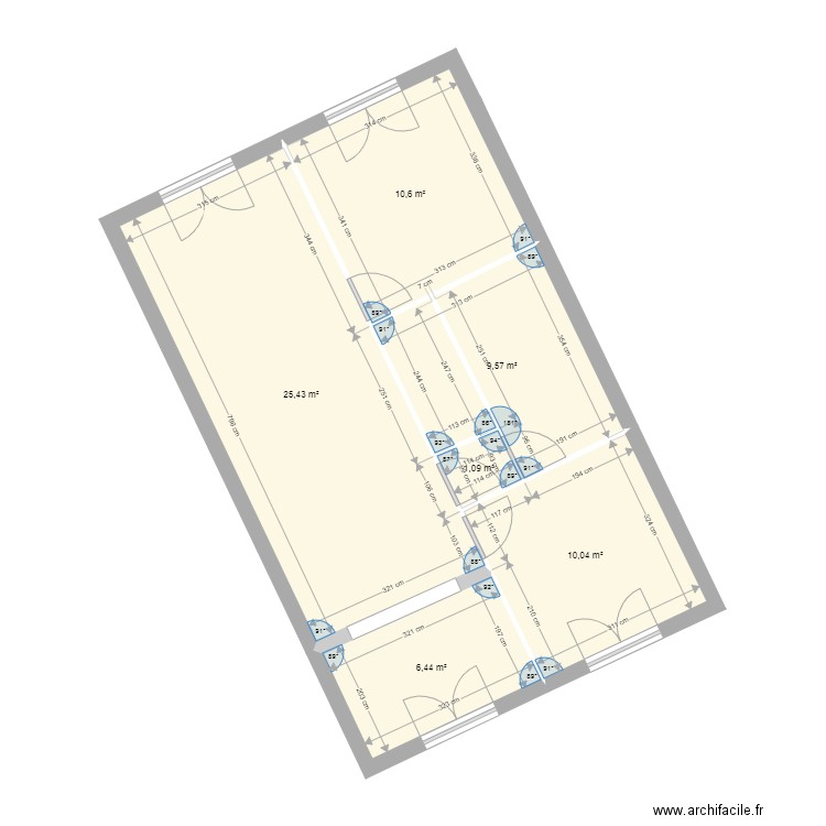 maison la londe les maures avec cloison provisoire. Plan de 6 pièces et 63 m2