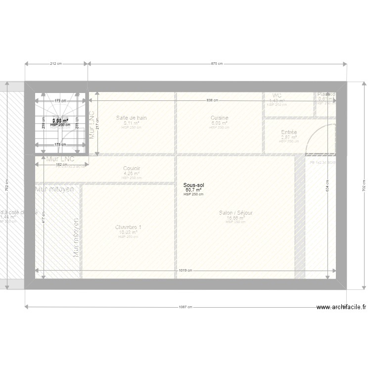 CITE EDF DE GUERLEDAN. Plan de 13 pièces et 141 m2