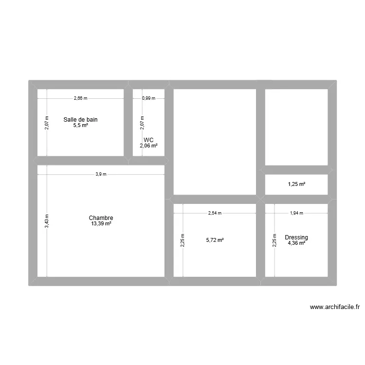 Premier Etage. Plan de 6 Pièces et 32 m²