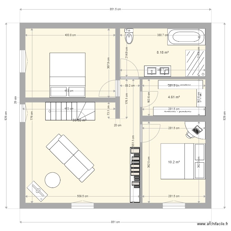 Corp de ferme 1 etage. Plan de 0 pièce et 0 m2