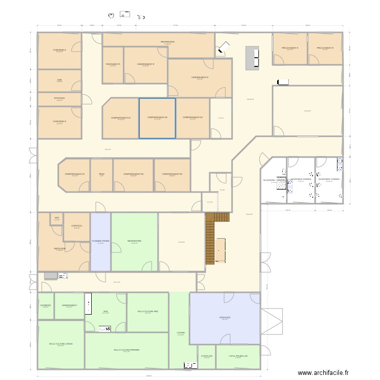 Implantation4. Plan de 44 pièces et 721 m2