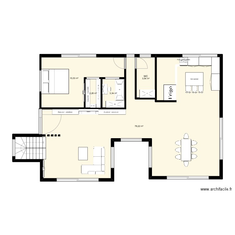 RDC. Plan de 5 pièces et 103 m2